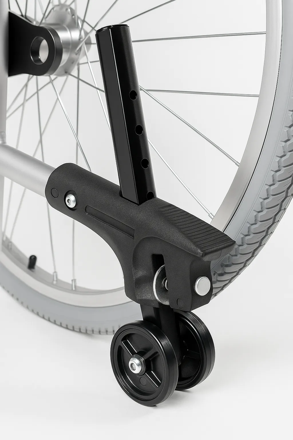 ویلچر اورسایز 951 Med sky (هشت چرخ - پینی) - تصویر 3